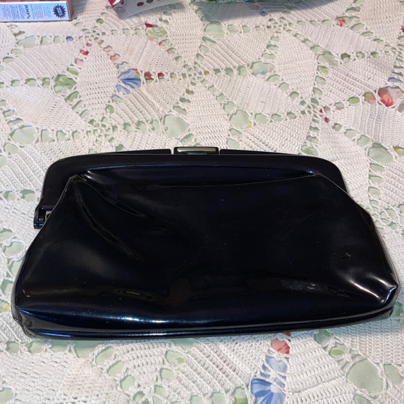 Vintage patent leather clutch - Picture 1 of 2